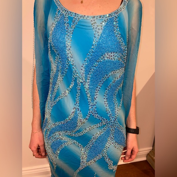 Beaded dress - Picture 5 of 9